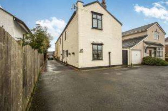 3 Bedroom Semi-Detac...